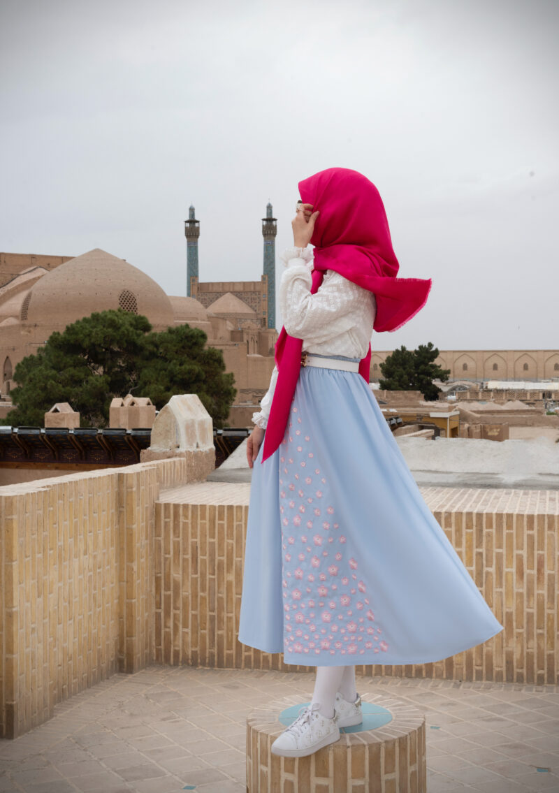 دامن گلدوزی
