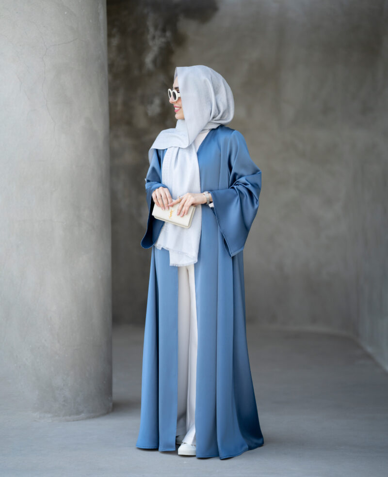 عبا ساتن