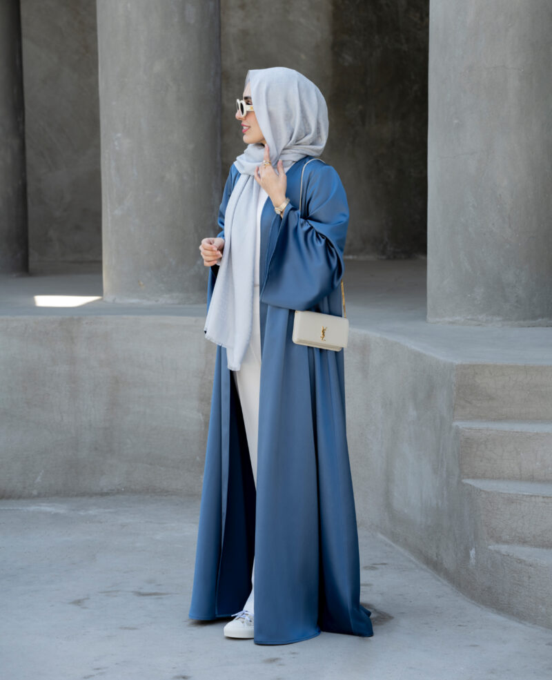 عبا ساتن