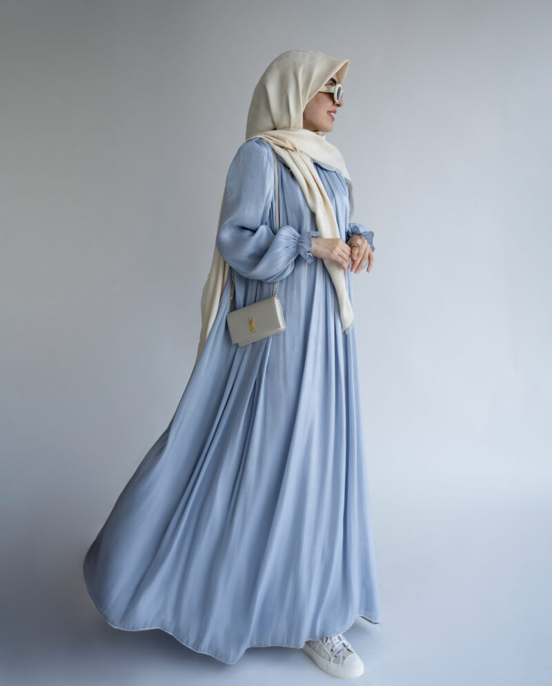 عبا حریر آبی کم رنگ